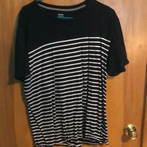 Old Navy Black and White Striped T-Shirt